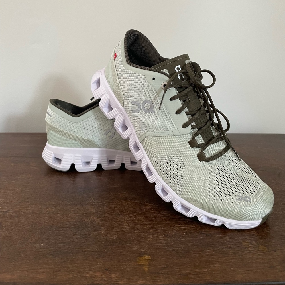 Cloud X Men’s Running Shoe US SIZE 10